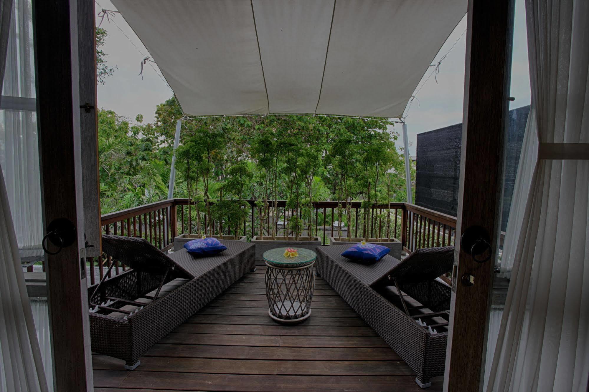 The Poh Jimbaran Vila Exterior foto
